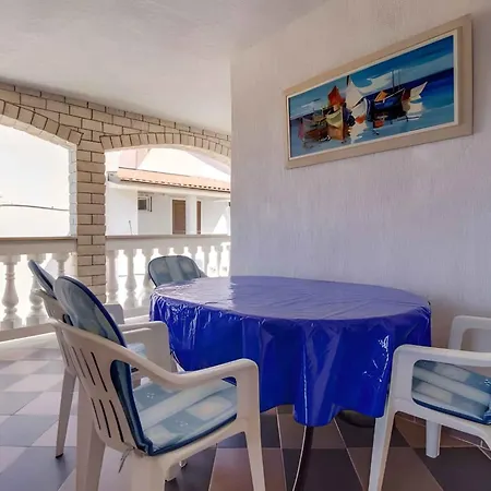In 14882 Mali Lošinj