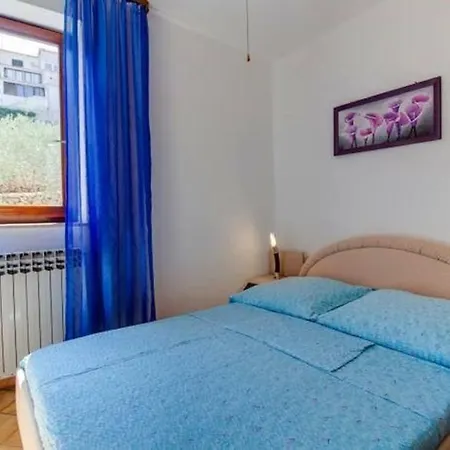 In 14882 Apartment